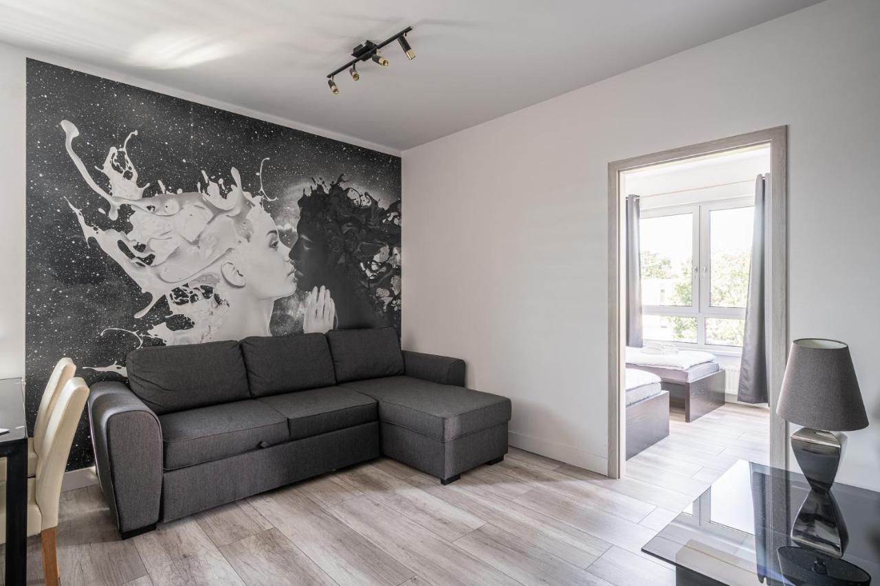 Rentplanet - Apartamenty Na Grobli Breslavia Esterno foto
